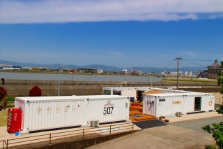 03.jpg